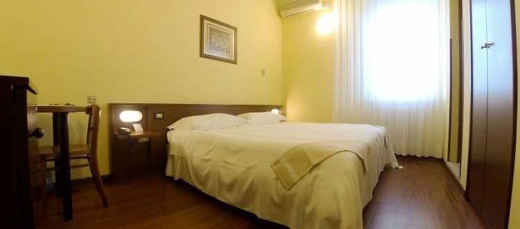 Hotel Mariani Iesi Luaran gambar