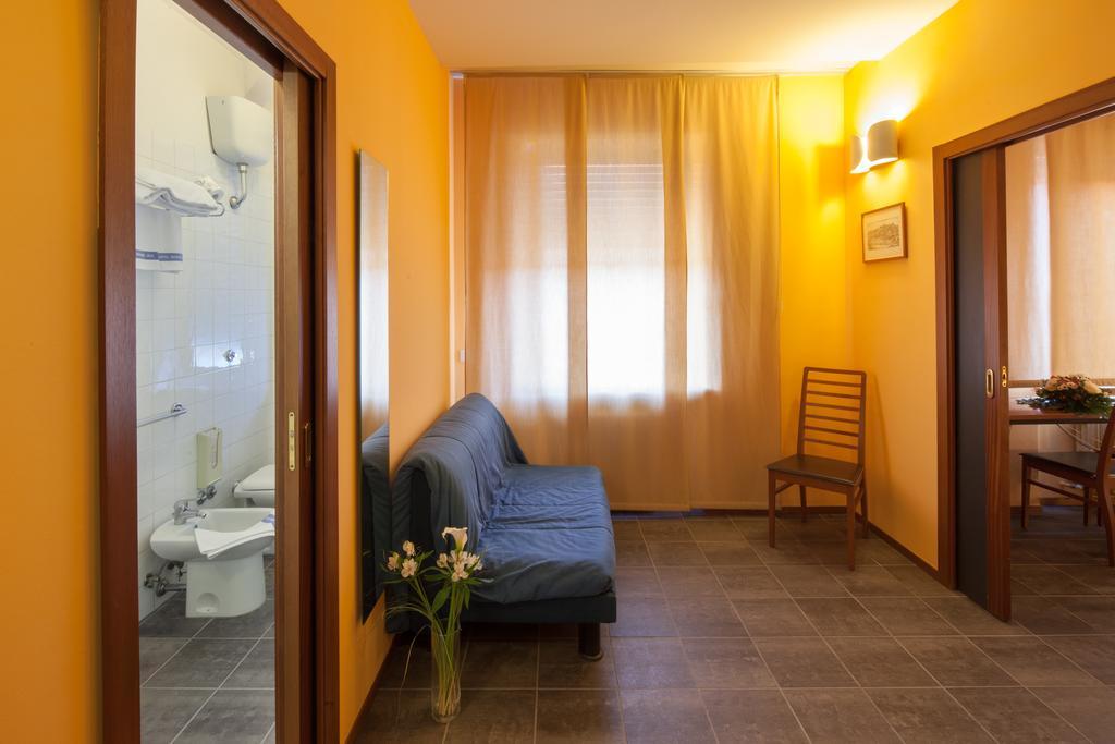 Hotel Mariani Iesi Luaran gambar