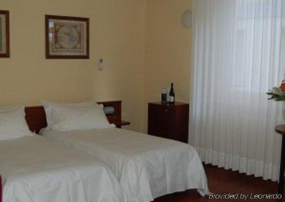 Hotel Mariani Iesi Luaran gambar